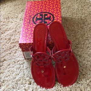 Tory Burch Red Miller Patent Flat Thong 8M